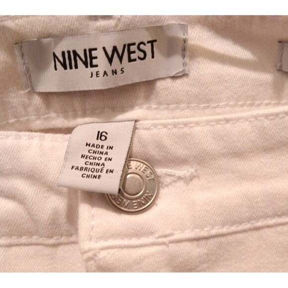 NINE WEST CHRYSTIE CAPRI 16 WHITE PANTS TWILL CROPPED CHIC COASTAL BRIGHT - Picture 4 of 9